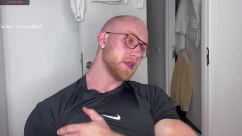 Snapshot of wlademarbergs chatting on 01/09/25, 10:41 Wlademar online show from 01/09/25, 10:41