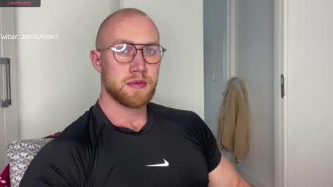 Snapshot of wlademarbergs chatting on 01/19/25, 07:36 Wlademar online show from 01/19/25, 07:36