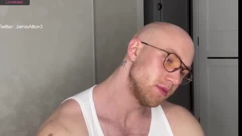 Snapshot of wlademarbergs chatting on 11/06/25, 05:58 Wlademar online show from 11/06/25, 05:58