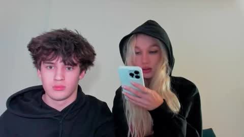 Snapshot of wladilia chatting on 11/27/25, 09:06 wladilia online show from 11/27/25, 09:06