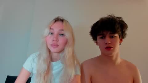 Snapshot of wladilia chatting on 11/28/25, 05:26 wladilia online show from 11/28/25, 05:26