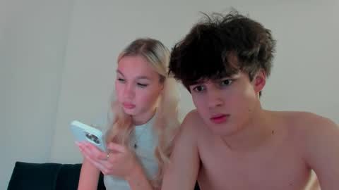 Snapshot of wladilia chatting on 11/29/25, 01:47 wladilia online show from 11/29/25, 01:47