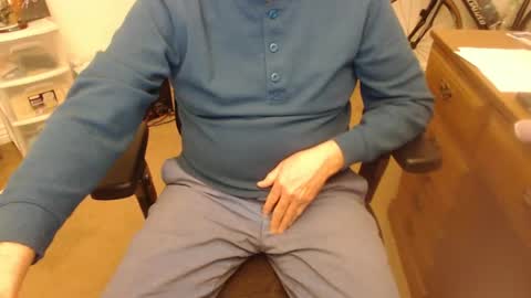 wolfie0717 online show from 02/11/25, 02:35