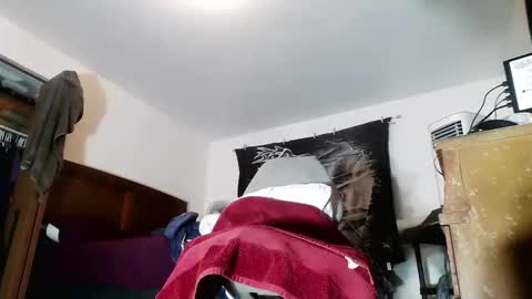 Snapshot of wolfman79 chatting on 11/10/25, 11:53 wolfman79 online show from 11/10/25, 11:53