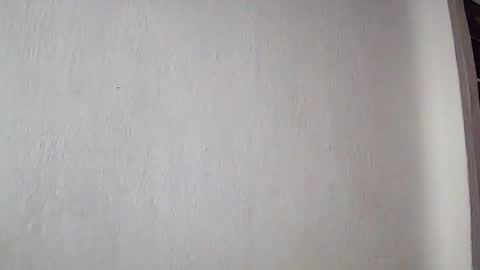 Snapshot of wolfofsea chatting on 10/13/25, 12:27 Luis online show from 10/13/25, 12:27