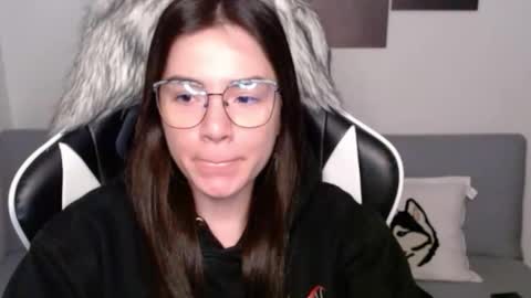 Alex online show from 10/14/25, 02:12