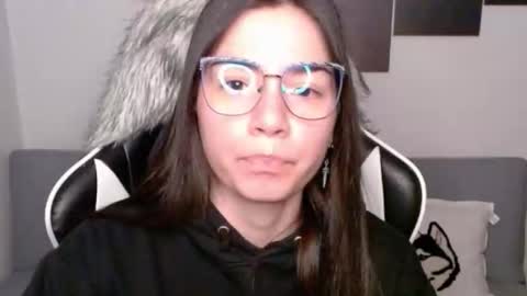 Alex online show from 10/18/25, 01:52