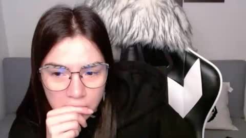 Alex online show from 10/24/25, 04:53