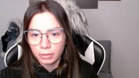 Alex online show from 12/04/25, 02:32