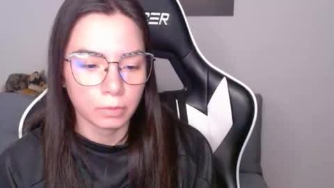 Alex online show from 05/25/26, 01:11