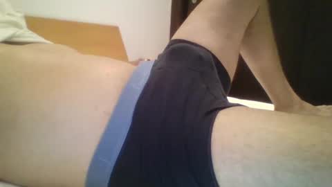 Snapshot of wolfylatinoplayfull chatting on 01/15/25, 03:54 wolfylatinoplayfull online show from 01/15/25, 03:54