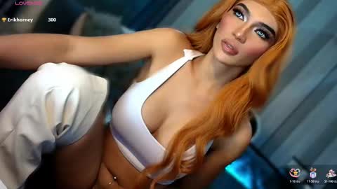 Snapshot of womanofyourdesire_ts chatting on 03/02/26, 05:08 Julia online show from 03/02/26, 05:08