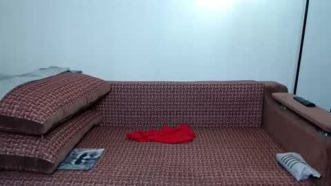 Snapshot of women_pleasures chatting on 09/25/25, 02:32 women_pleasures online show from 09/25/25, 02:32