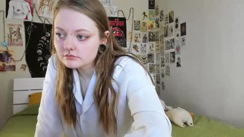 wonderconnie online show from 10/14/25, 06:03