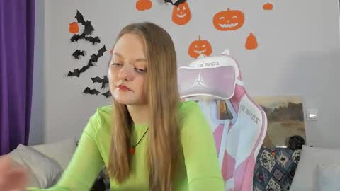 wonderconnie online show from 10/30/25, 09:33