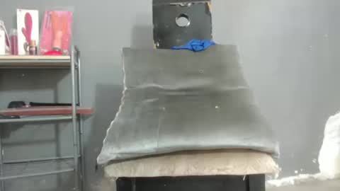 Snapshot of wonderfullight chatting on 10/16/25, 09:27 SHENIEL RODRIGUEZ online show from 10/16/25, 09:27