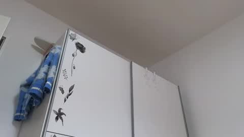 Snapshot of wondergirl_68 chatting on 09/18/25, 08:16 Wondergirl online show from 09/18/25, 08:16