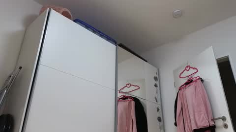 Wondergirl online show from 11/13/25, 09:19