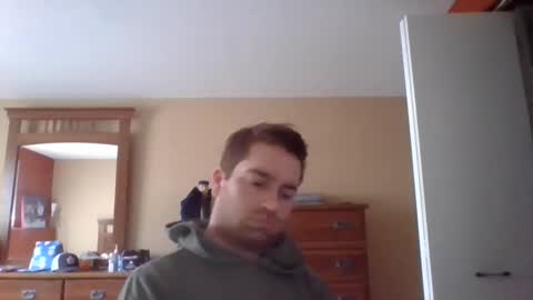 woodeee77 online show from 12/26/24, 05:08