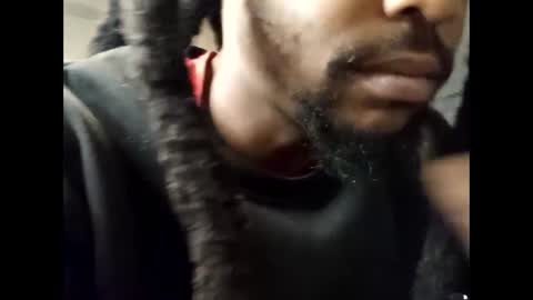 Snapshot of woodpipe69 chatting on 12/16/24, 01:32 Woodpipe69 online show from 12/16/24, 01:32