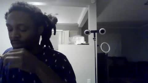 Snapshot of woodpipe69 chatting on 01/05/25, 12:53 Woodpipe69 online show from 01/05/25, 12:53