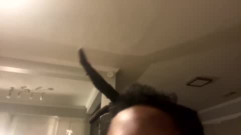 Snapshot of woodpipe69 chatting on 02/18/25, 04:37 Woodpipe69 online show from 02/18/25, 04:37