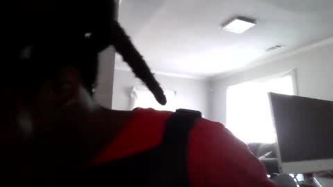 Snapshot of woodpipe69 chatting on 02/20/25, 10:48 Woodpipe69 online show from 02/20/25, 10:48