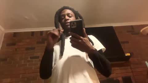 Snapshot of woodpipe69 chatting on 03/05/25, 12:44 Woodpipe69 online show from 03/05/25, 12:44