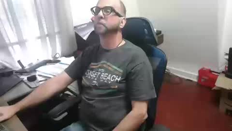 woodworker6473 online show from 10/15/25, 01:00