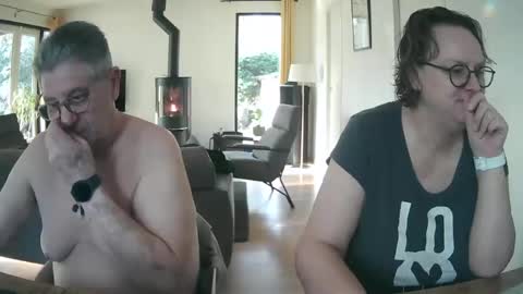woodwurm and Snoeske online show from 02/02/25, 01:52