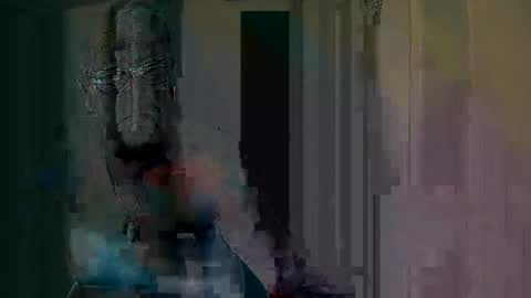 Snapshot of woodwurm chatting on 10/07/25, 03:25 woodwurm and Snoeske online show from 10/07/25, 03:25