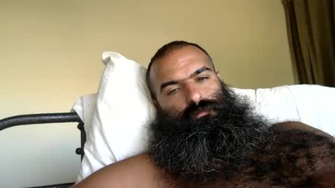 woof_wolf37 online show from 09/16/25, 02:40