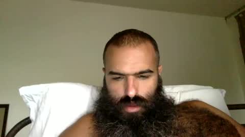 woof_wolf37 online show from 09/26/25, 03:27