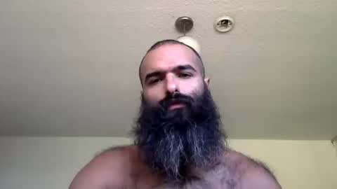 woof_wolf37 online show from 10/16/25, 03:46