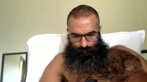 Snapshot of woof_wolf37 chatting on 11/06/25, 05:25 woof_wolf37 online show from 11/06/25, 05:25