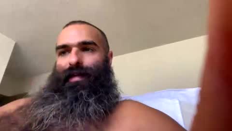 Snapshot of woof_wolf37 chatting on 11/10/25, 05:45 woof_wolf37 online show from 11/10/25, 05:45