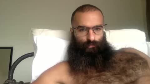 Snapshot of woof_wolf37 chatting on 04/10/26, 04:33 woof_wolf37 online show from 04/10/26, 04:33