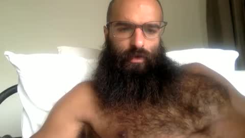 Snapshot of woof_wolf37 chatting on 05/14/26, 03:52 woof_wolf37 online show from 05/14/26, 03:52