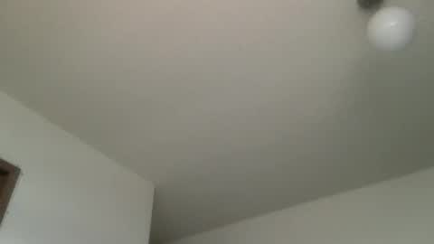 Snapshot of woof_wolf37 chatting on 05/23/26, 03:27 woof_wolf37 online show from 05/23/26, 03:27