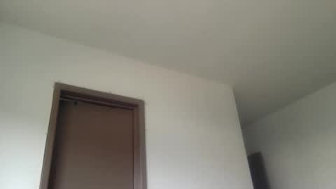 Snapshot of woof_wolf37 chatting on 06/05/26, 03:51 woof_wolf37 online show from 06/05/26, 03:51