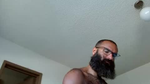 Snapshot of woof_wolf37 chatting on 06/12/26, 03:33 woof_wolf37 online show from 06/12/26, 03:33
