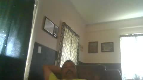 Snapshot of woperator12 chatting on 05/24/26, 06:13 woperator12 online show from 05/24/26, 06:13
