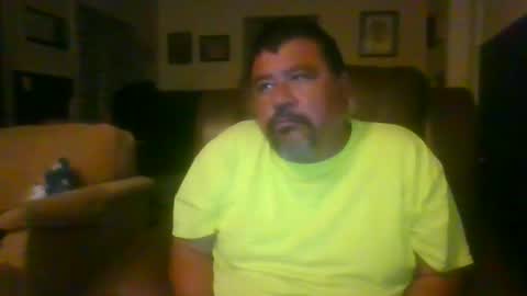 Snapshot of woperator3 chatting on 12/02/24, 01:25 woperator3 online show from 12/02/24, 01:25