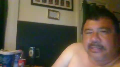 Snapshot of woperator3 chatting on 12/16/24, 01:21 woperator3 online show from 12/16/24, 01:21