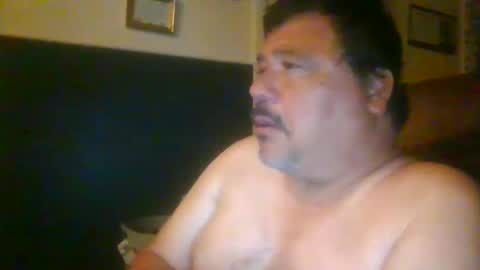 Snapshot of woperator3 chatting on 12/27/24, 09:28 woperator3 online show from 12/27/24, 09:28