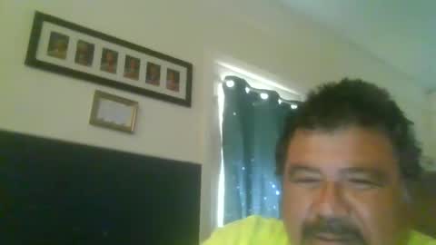 Snapshot of woperator3 chatting on 12/29/24, 08:58 woperator3 online show from 12/29/24, 08:58