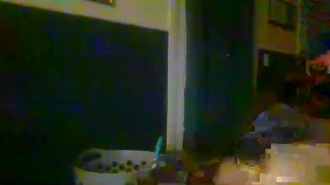 Snapshot of woperator3 chatting on 01/06/25, 01:31 woperator3 online show from 01/06/25, 01:31