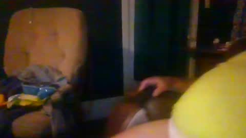 Snapshot of woperator3 chatting on 02/12/25, 12:27 woperator3 online show from 02/12/25, 12:27