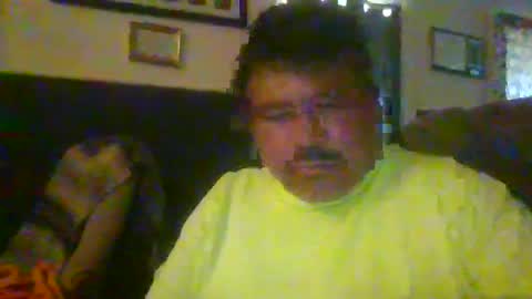 Snapshot of woperator3 chatting on 02/16/25, 11:05 woperator3 online show from 02/16/25, 11:05