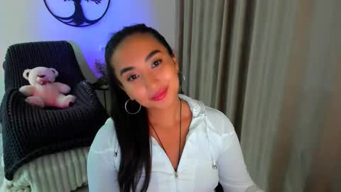 Snapshot of worldofkim chatting on 09/17/25, 08:21 dudetta Kim online show from 09/17/25, 08:21